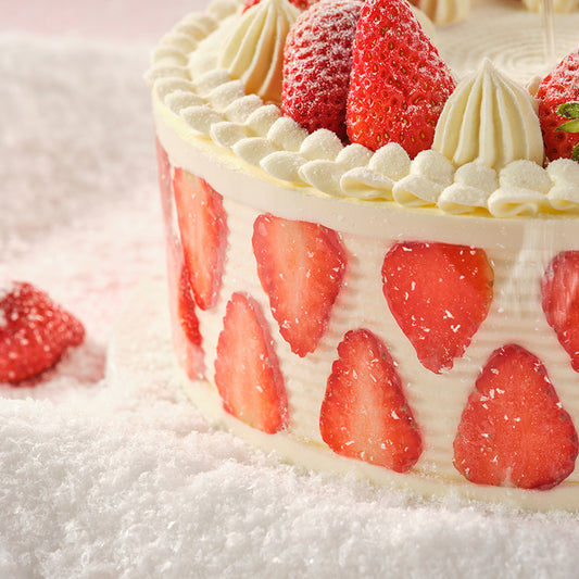 Belle Jardin de Baies Birthday Cake