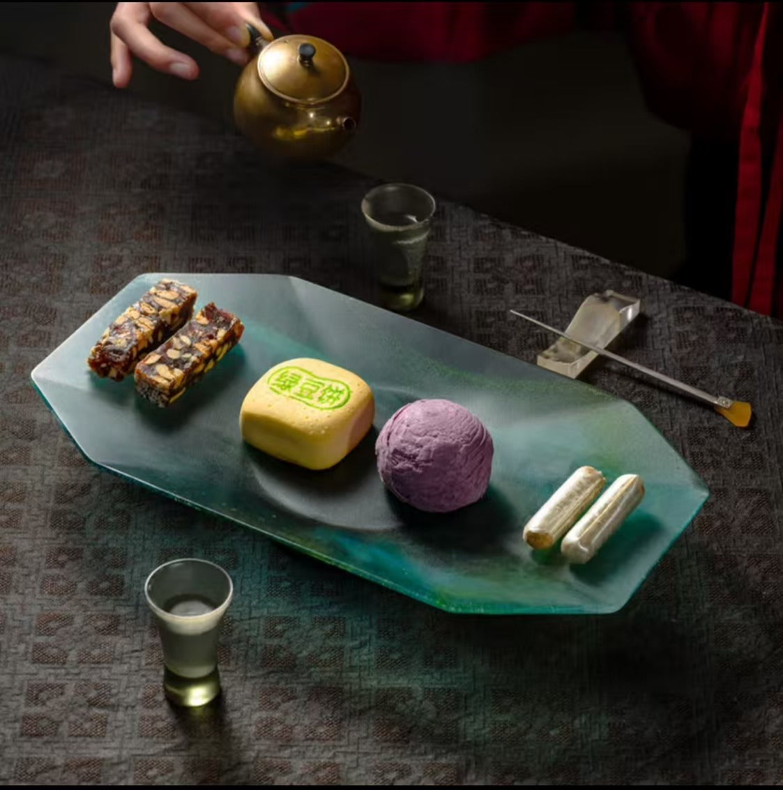 Luxury Daoxiangcun Traditional Chinese Gift Hamper 935g (24hrs Delivery)