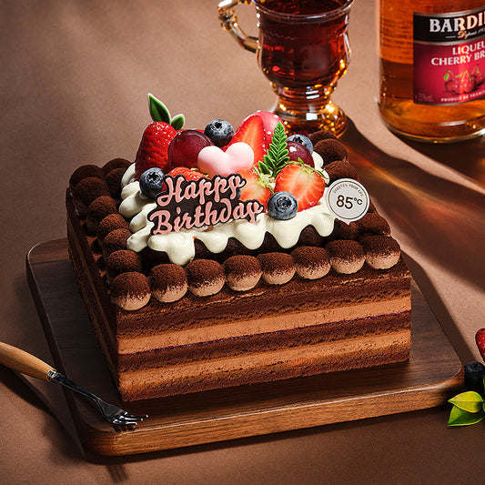 Strawberry Chocolate Cake