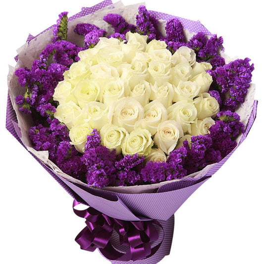 Starry Love(
33 white roses-