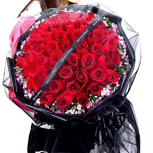 Companionship of love(66 red roses) (4529546526831)