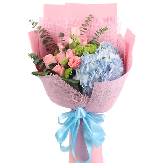 True love without regret(
11 pink roses of Diana)