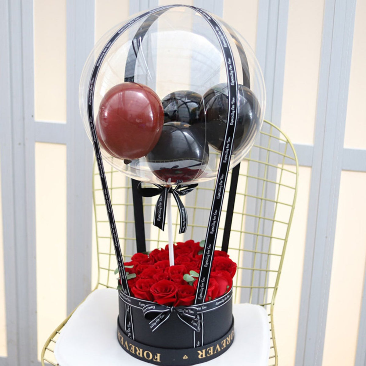 Love in my heart(
33 red roses)