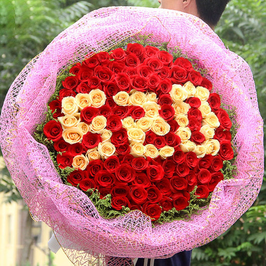 Love you unchanging(
99 mixed roses (red rose + champagne))