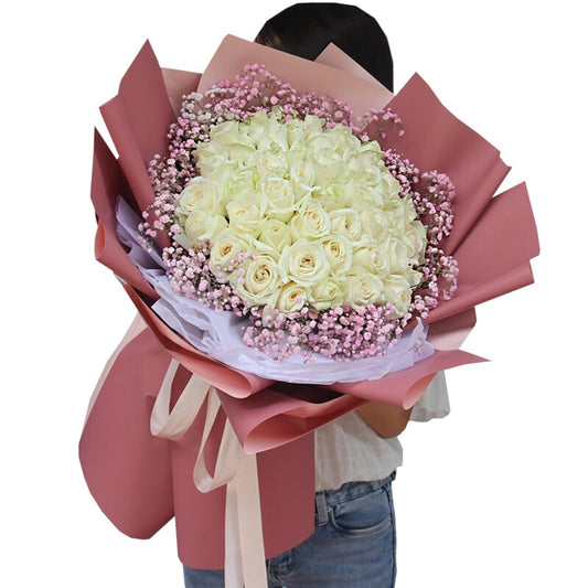 Love someone(
33 white roses)