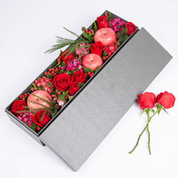 Sweet christmas(Corolla rose 9 stems)