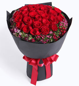 Romantic Red Roses x 33 Bouquet