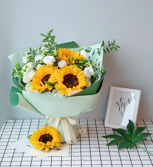 3 sunflowers to HongKong or Macau