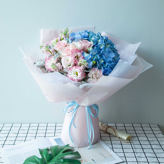 1 maritime hydrangea, 3 pink ladies / Diana roses, 6 pink violets Flower to China (2184115060836)